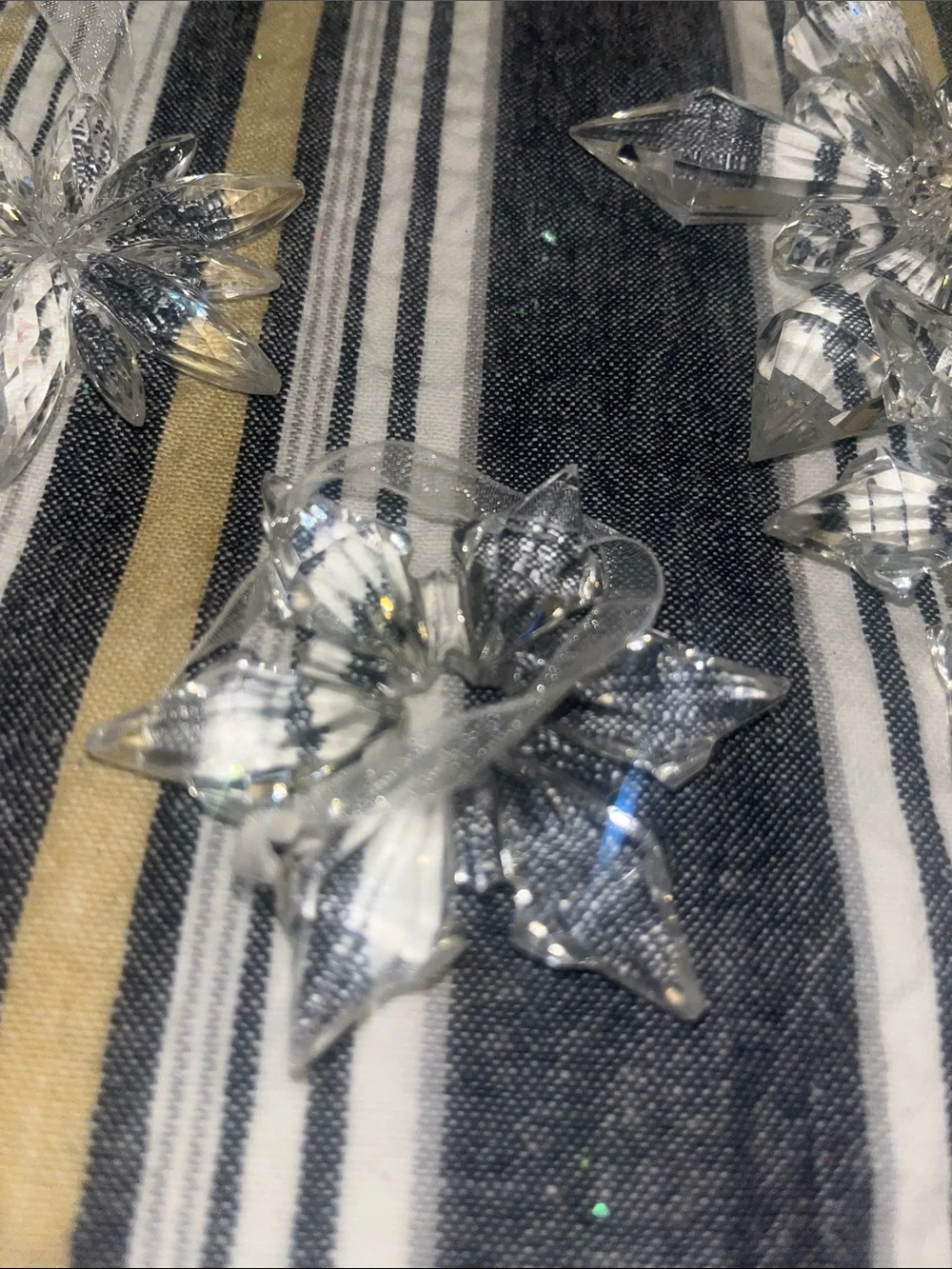 4 acrylic snowflake 3d ornaments #167